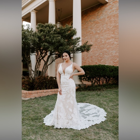 Calla Blanche Maura, 19105 - Picture 3 of 10